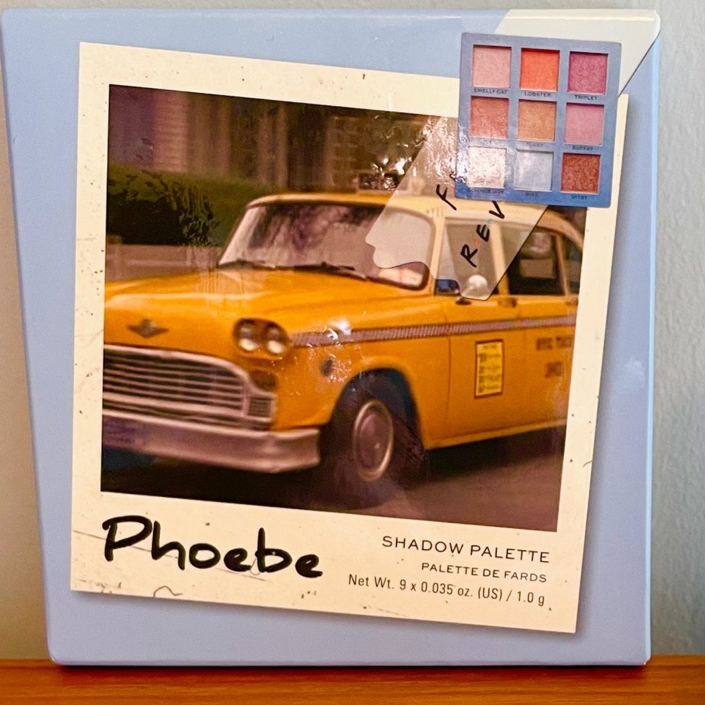 Makeup Revolution x Friends Phoebe Eyeshadow Palette